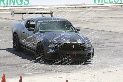 media/May-18-2022-Open Track Racing (Wed) [[f96b7d3cf4]]/Around the Pits/